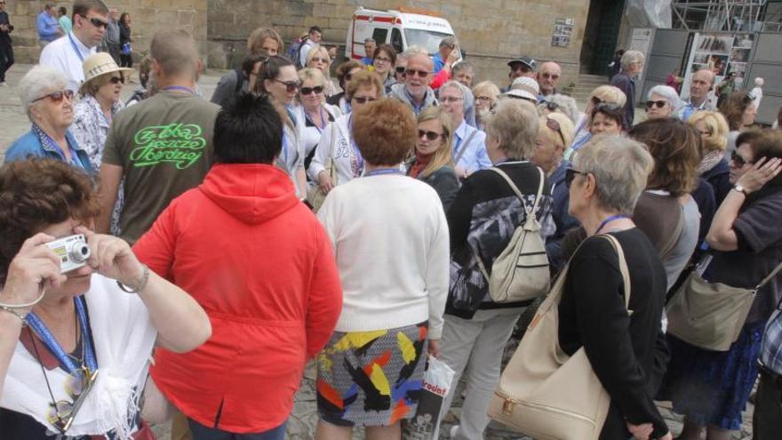 Grupo de turistas en Santiago.