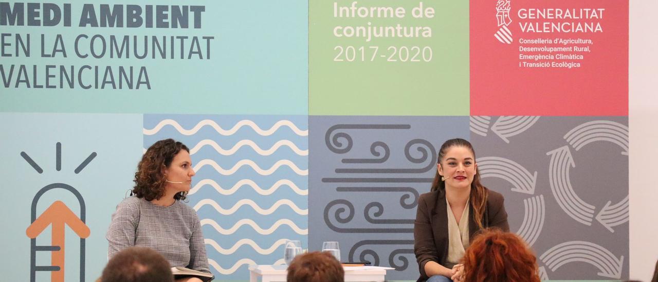 Paula Tuzón y Mireia Mollà, en la presentación del informe sobre el medio ambiente en la Comuntiat Valenciana.