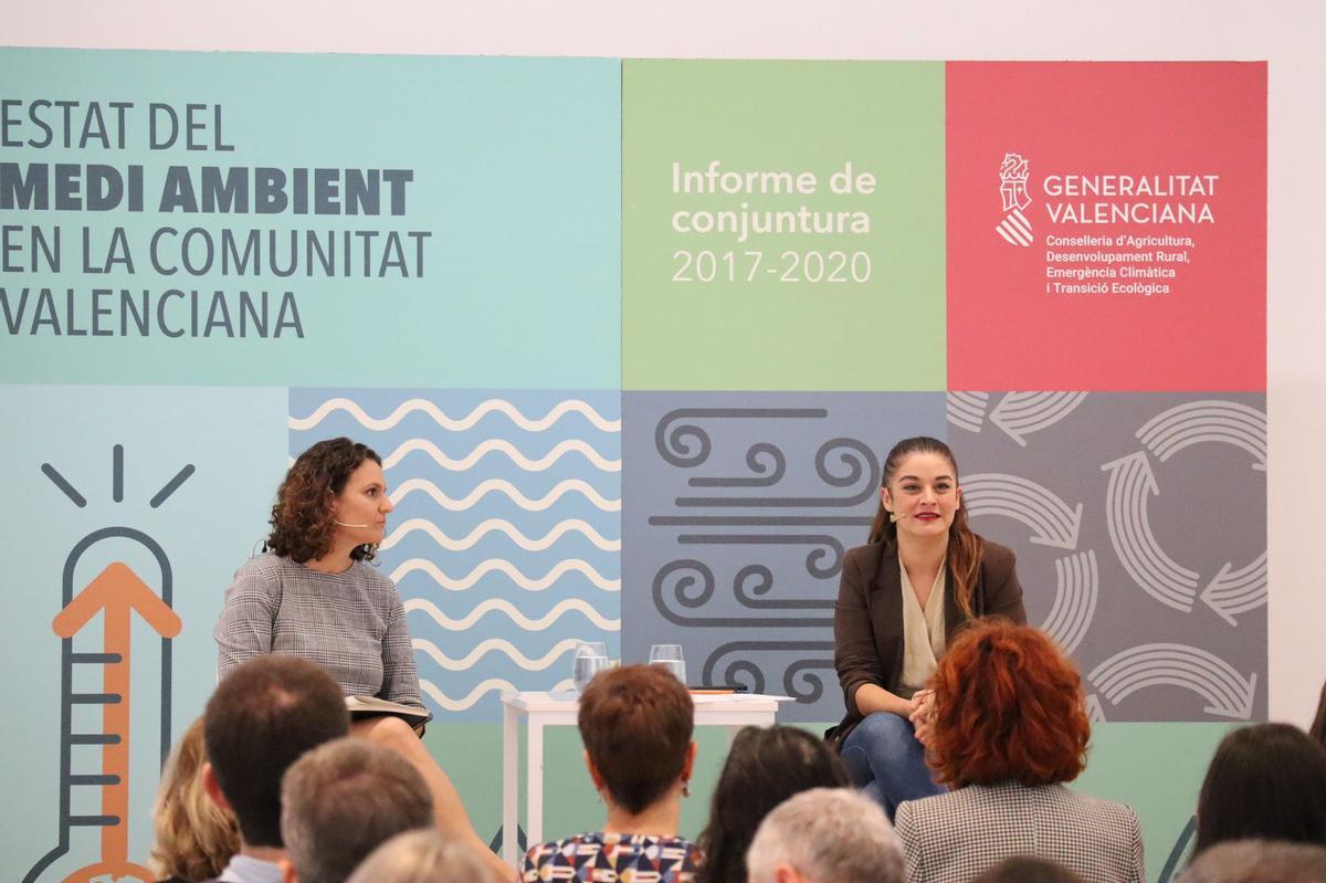 Paula Tuzón y Mireia Mollà, en la presentación del informe sobre el medio ambiente en la Comuntiat Valenciana.