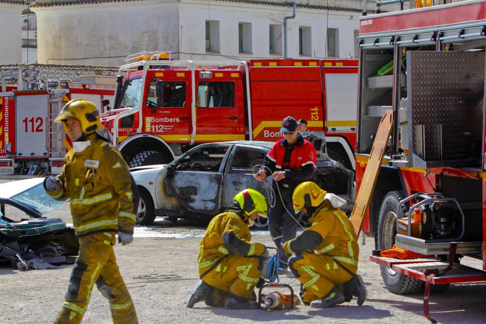 Alcoy alberga un espectacular simulacro de rescate