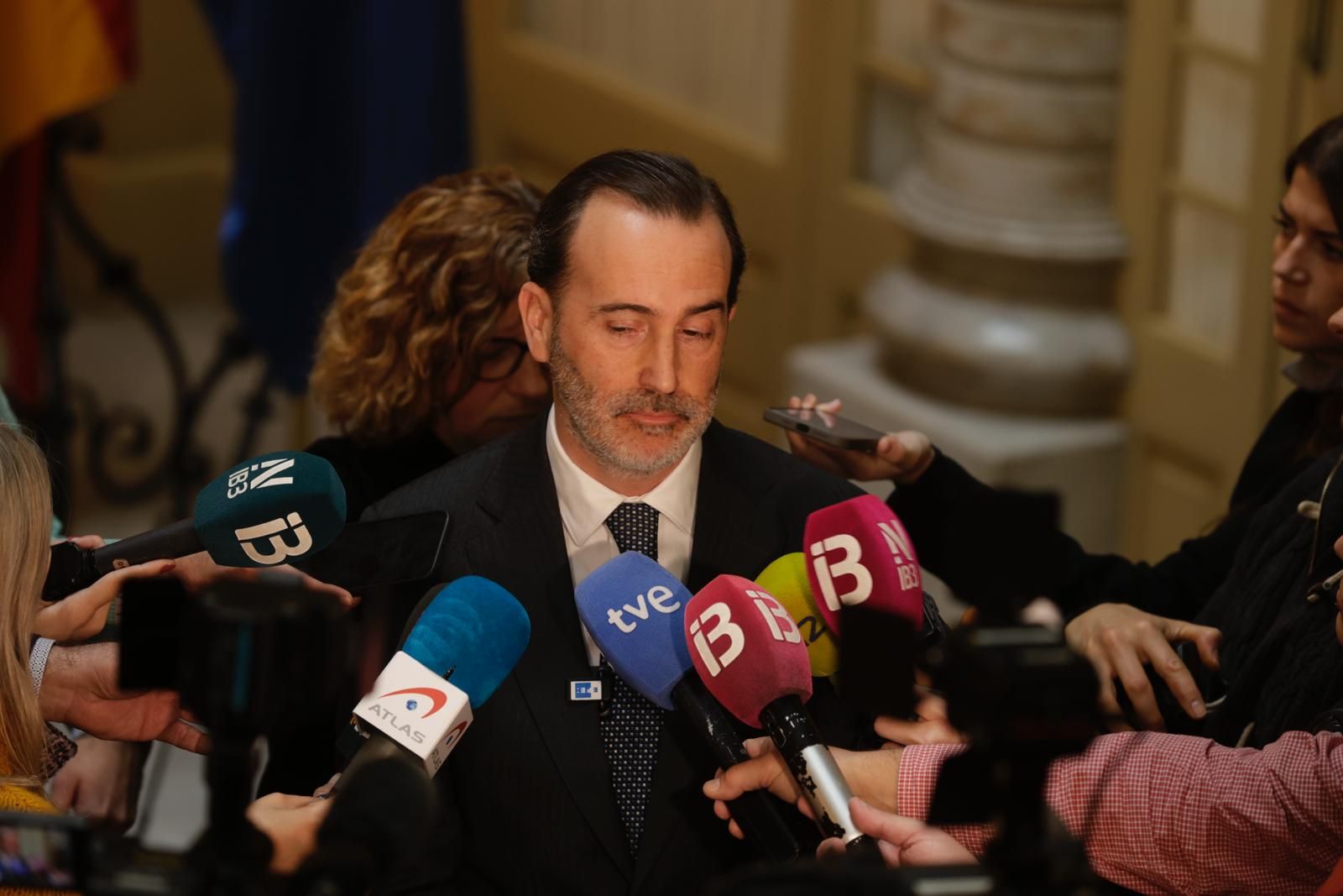 Crisis de Vox en Baleares | La comparecencia de Le Senne, en imágenes