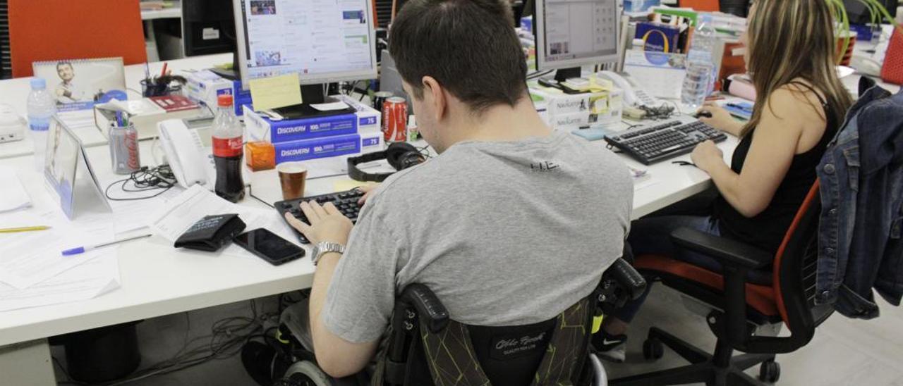 Trabajo detecta 19 infracciones en empresas de discapacitados que afectan a 500 personas