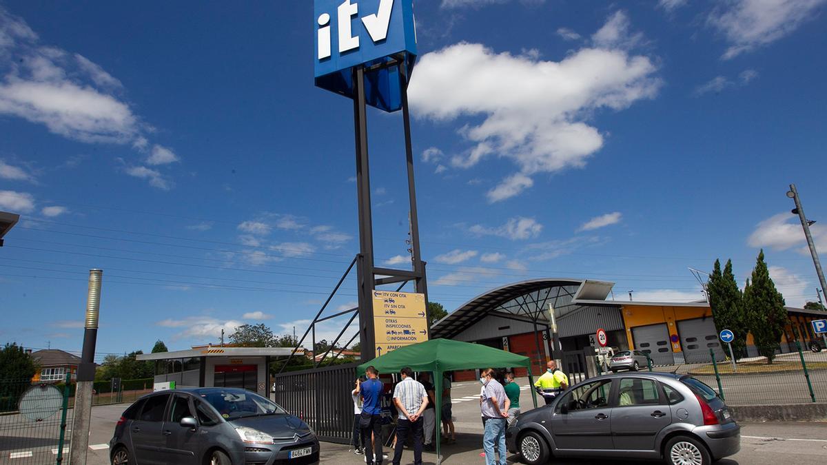 Así es el error en los cristales del coche que provoca no superar la  revisión