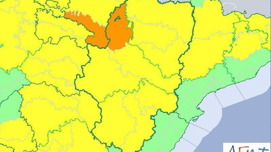 La alerta por calor se extiende a casi todo Aragón y mañana se eleva a naranja