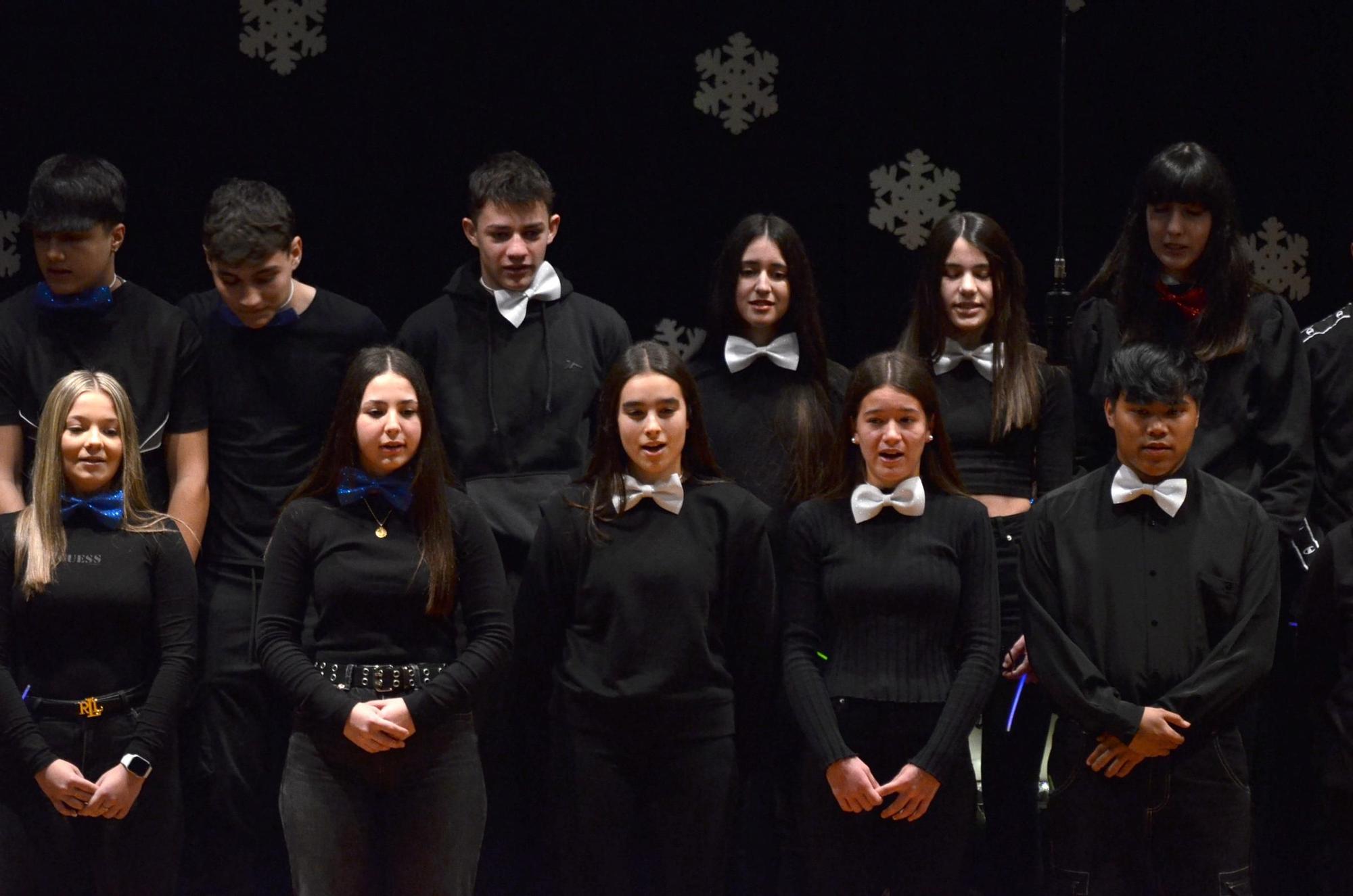 Navidad en Benavente: Creatividad, trabajo en equipo y mucha diversión en el San Vicente de Paúl