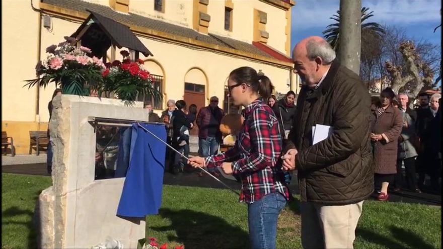 Emotivo homenaje en Soto del Barco a las niñas asesinadas por su padre