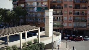 El govern de Badalona proposa convertir locals tancats en vivendes socials