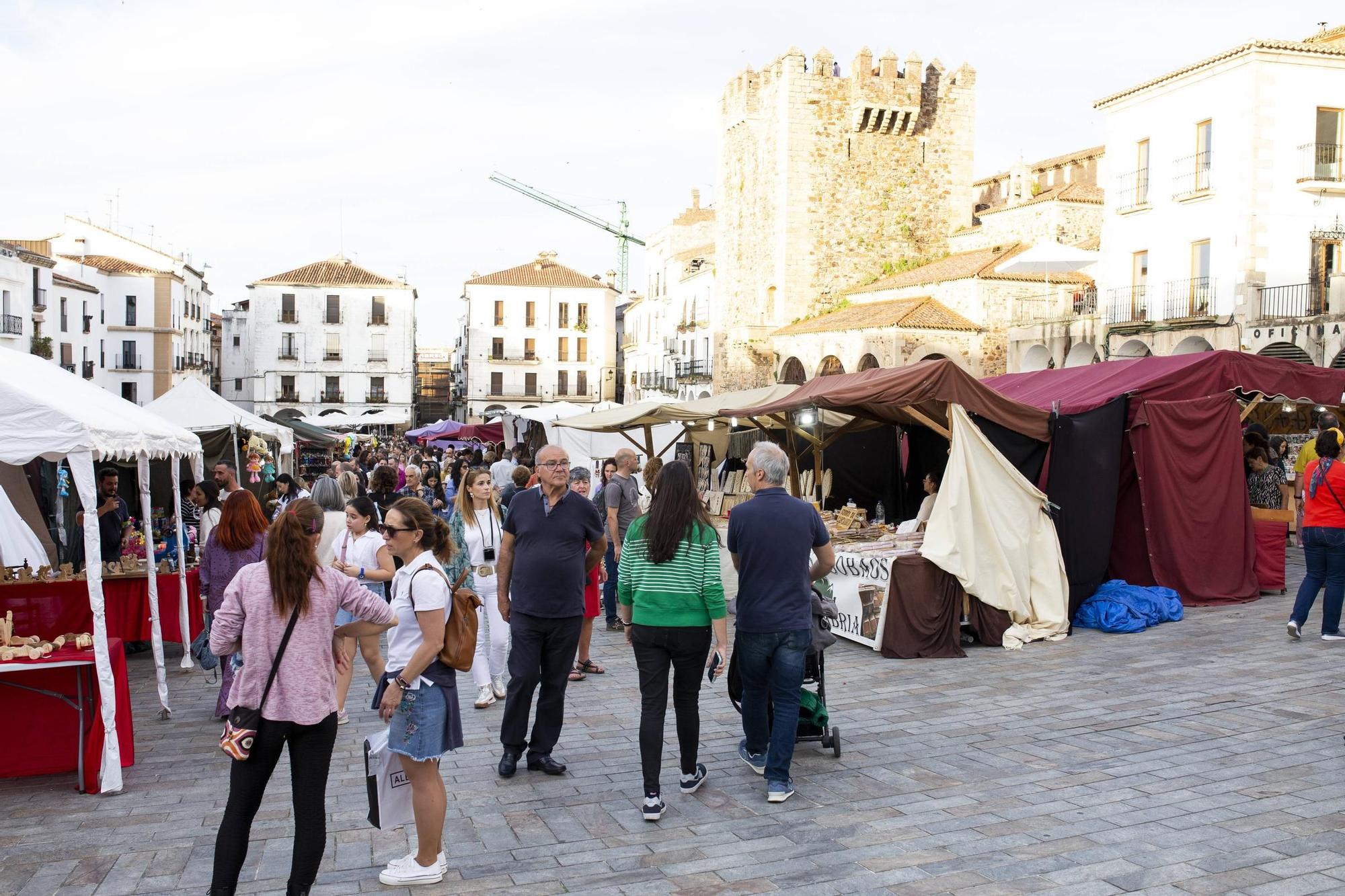 Así se ha desarrollado el sábado en el Mercado de la Primavera de Cáceres