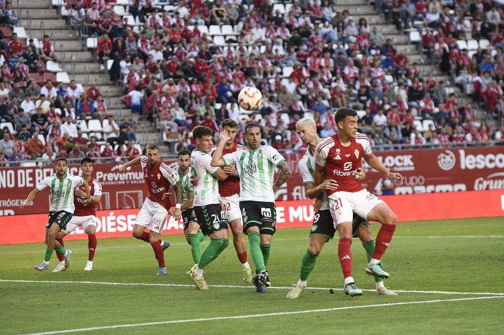 Las mejores imágenes del partido entre el Real Murcia y el Antequera
