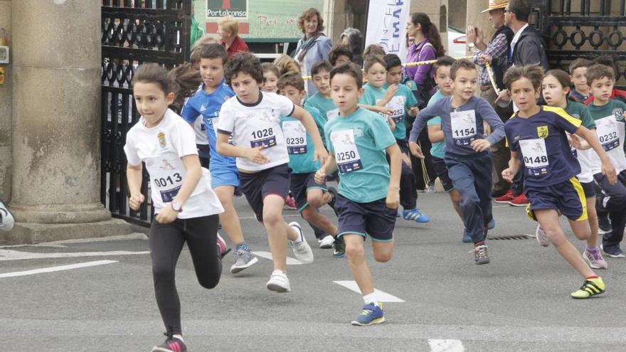 La Escuela Naval invita a los vecinos a celebrar sus 75 años en Marín