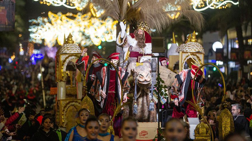 Cabalgata de Reyes Magos de 2024 en Alicante: esta es la fecha en la que saldrán a la venta las sillas