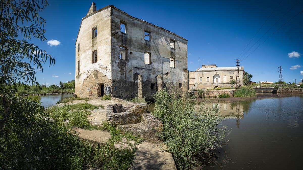 Molino de los Moscoso, junto al canal de los Ayala.