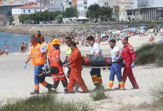 El servicio de salvamento atendió 874 casos en playas de Cangas con bandera azul este verano