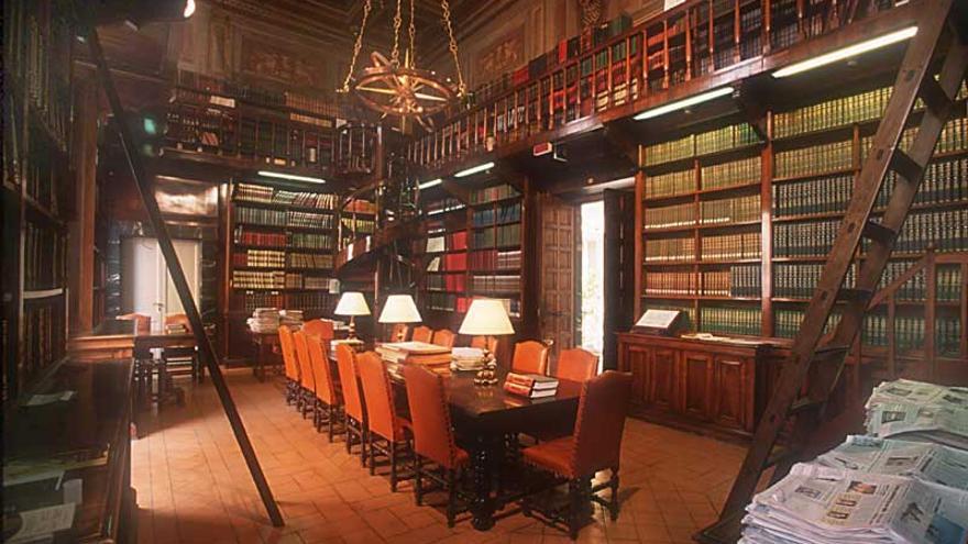 Biblioteca del Instituto Treccani