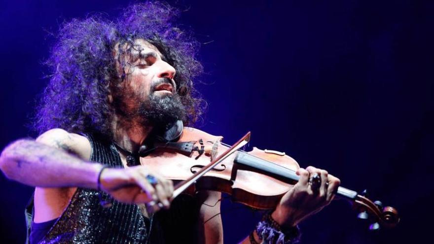 .Ara Malikian, durante su concierto en Gijón.