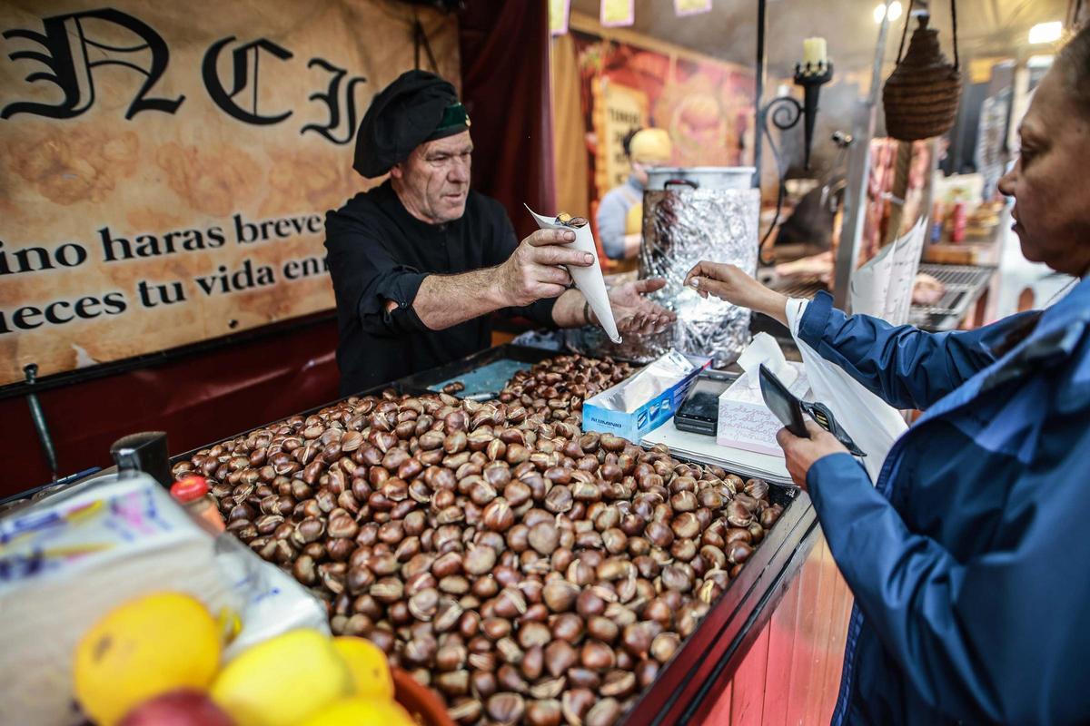 Estas son las mejores imágenes del arranque del Mercado Medieval de Orihuela 2026