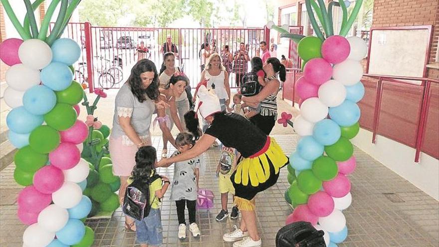 El curso escolar abre con la climatización de los colegios al 50% de ejecución