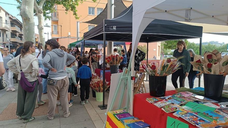 Sant Joan de Vilatorrada celebra un Sant Jordi participat i marcat per la tradició