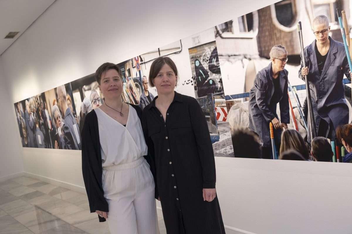 Mónica y Gema del Rey Jordà, ayer, en la sala San Antonio Abad, durante la presentación de la muestra.