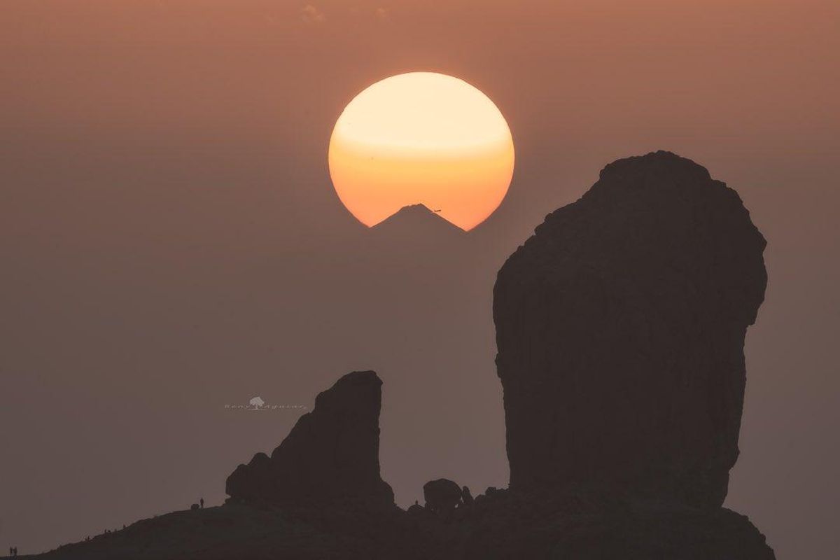 El Roque Nublo con El Teide al fondo