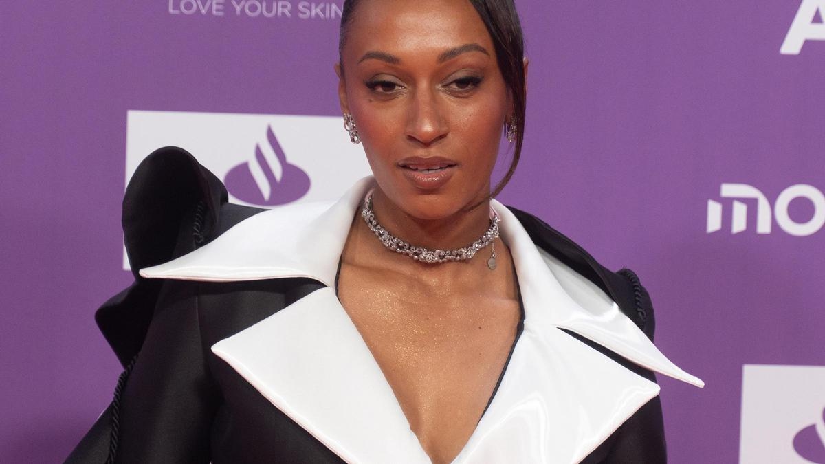 La atleta Ana Peleteiro durante el photocall previo a la entrega de Los40 Music Awards Santander 2025, en el Roig Arena, a 7 de noviembre de 2025, en Valencia, Comunidad Valenciana (España).