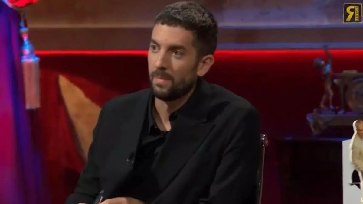 David Broncano y Pedro Alonso estallan en ‘La revuelta’ contra el desahucio de Maricarmen a manos de un fondo buitre: "Menudos desgraciados"