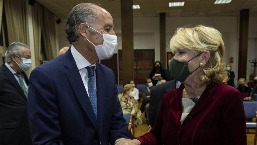 Esperanza Aguirre reivindica el legado de Rita Barberá y no sabe quién lidera el PP valenciano