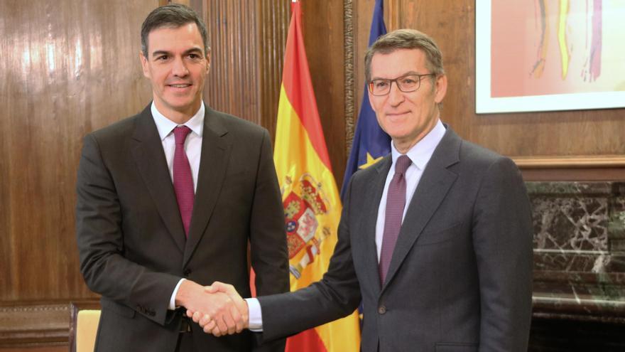 Reunió entre el president del govern espanyol, Pedro Sánchez, i el líder del PP, Alberto Núñez Feijóo, aquest divendres al matí al Congrés dels Diputats