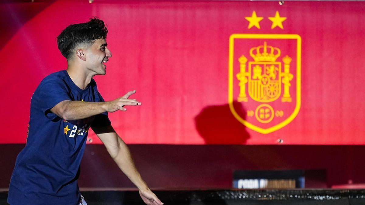 Pedri González, en la fiesta de la conquista del Mundial.