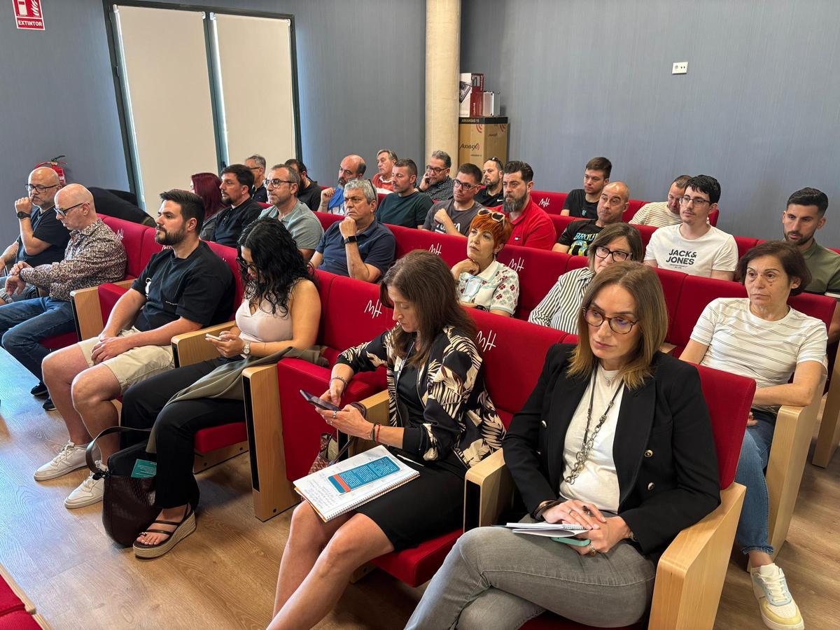 Las jornadas las organiza UGT, la UMH, la Generalitat y el Institut Valencià de Seguretat i Salut en el Treball (Invassat)