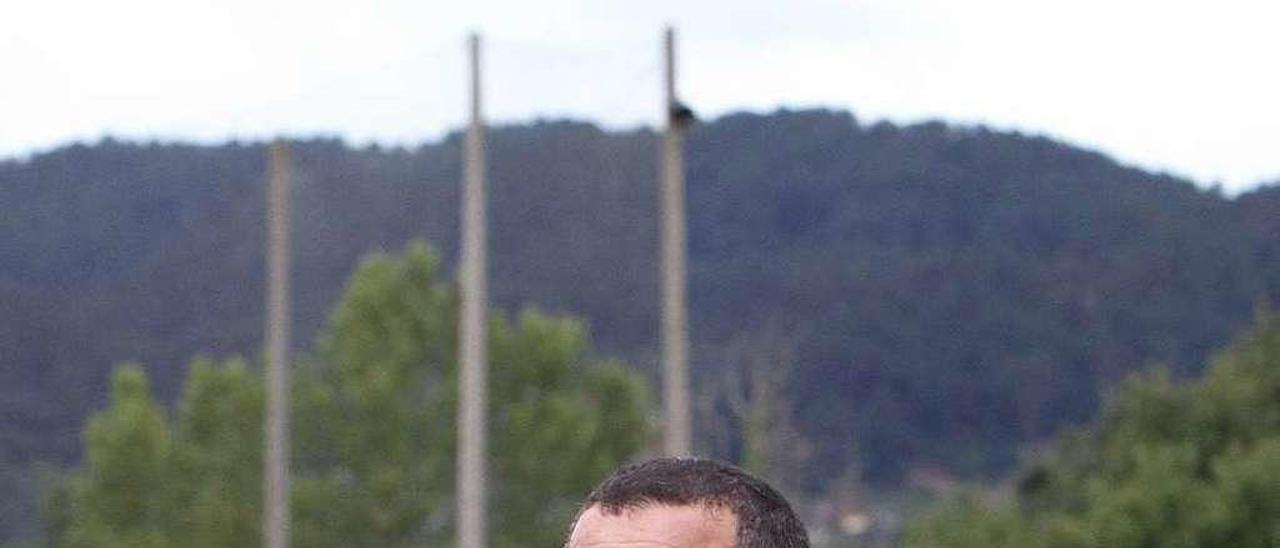 Fernando Currás, entrenador de la Unión Deportiva Ourense. // Iñaki Osorio