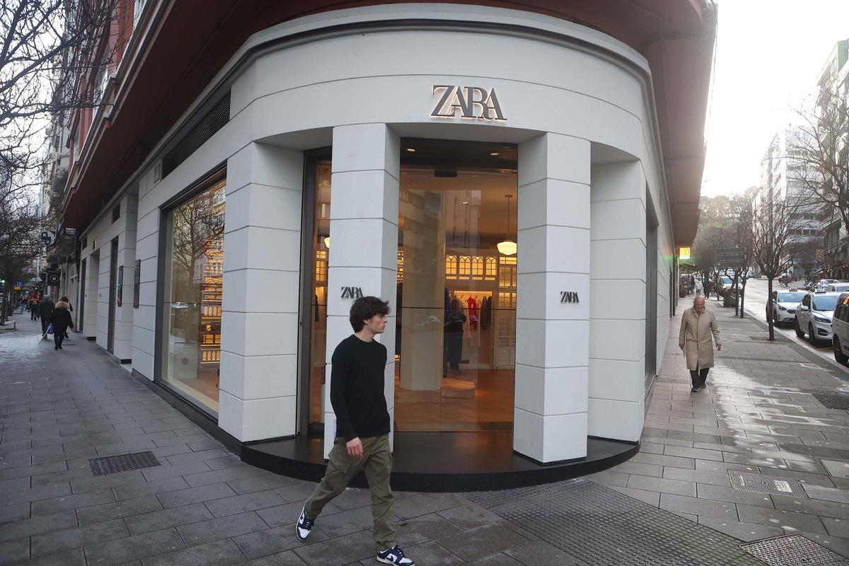 Zara cierra su emblemática tienda de Juan Flórez
