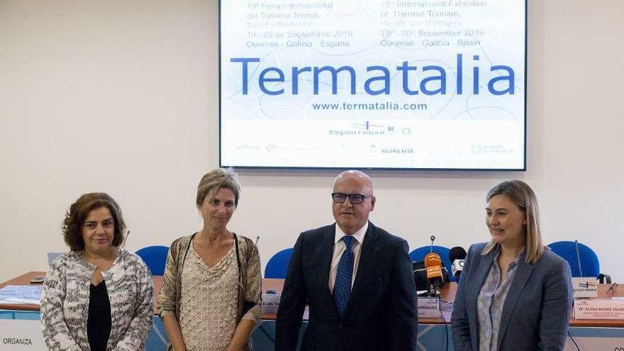 Flora Moure, Nava Castro, Manuel Baltar y Emma González. // Brais Lorenzo