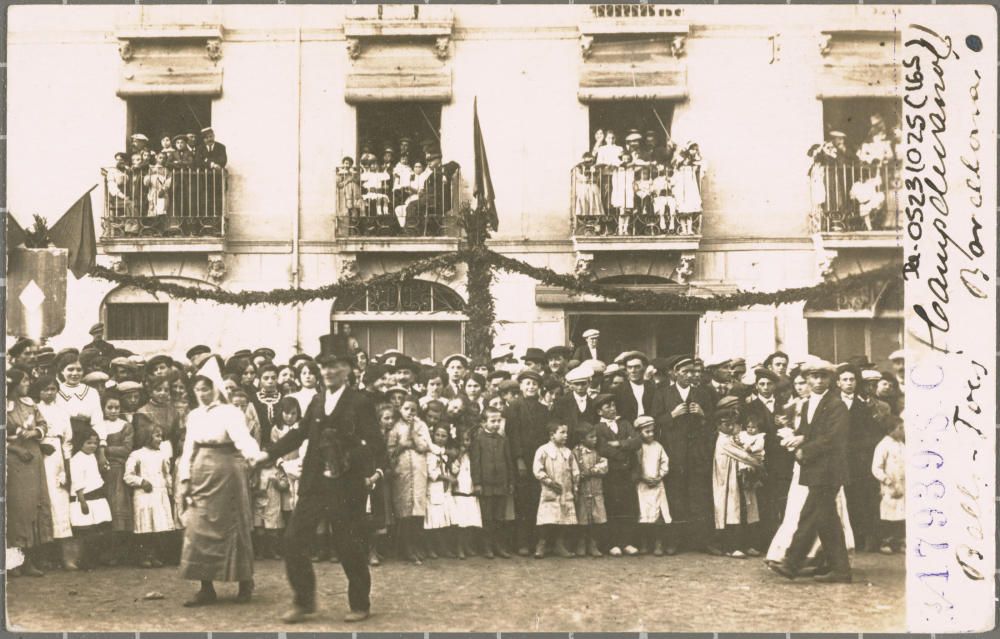 Fotografies de la Girona de principis del s.XX que la Fundació Amatller cedeix a l''ajuntament de Girona