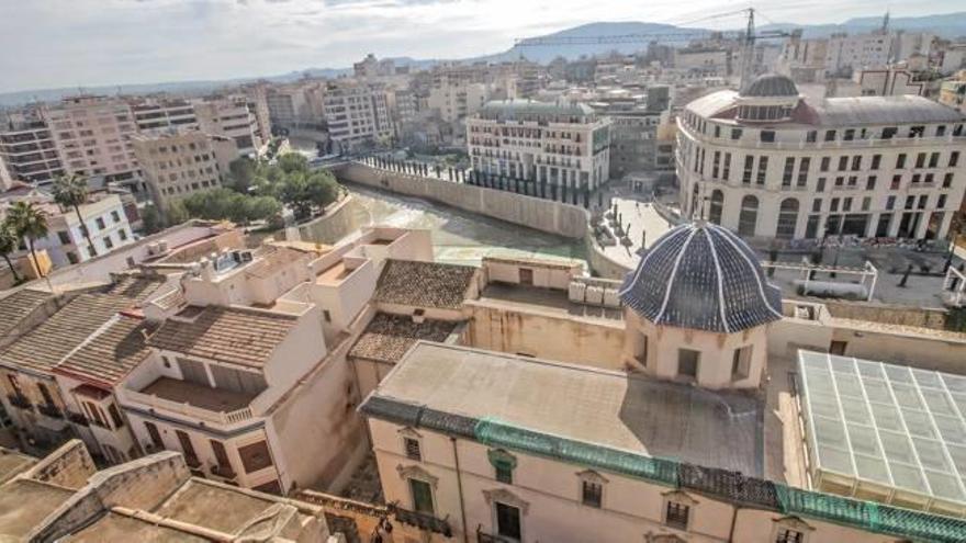 Panorámica del casco urbano de la ciudad de Orihuela, tomada desde la Catedral de El Salvador.