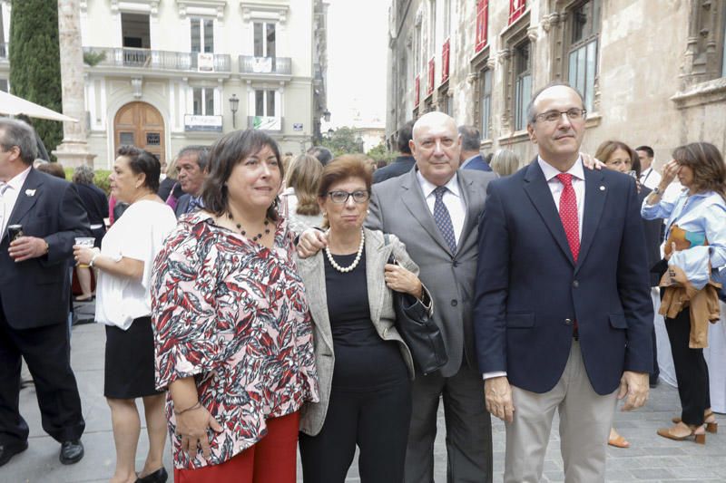 9 d'Octubre: Recepción de invitados en el Palau de la Generalitat