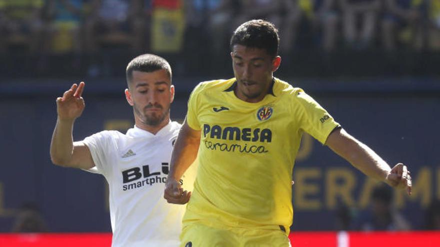 Fornals y Gayà, en el derbi de La Cerámica de esta temporada.