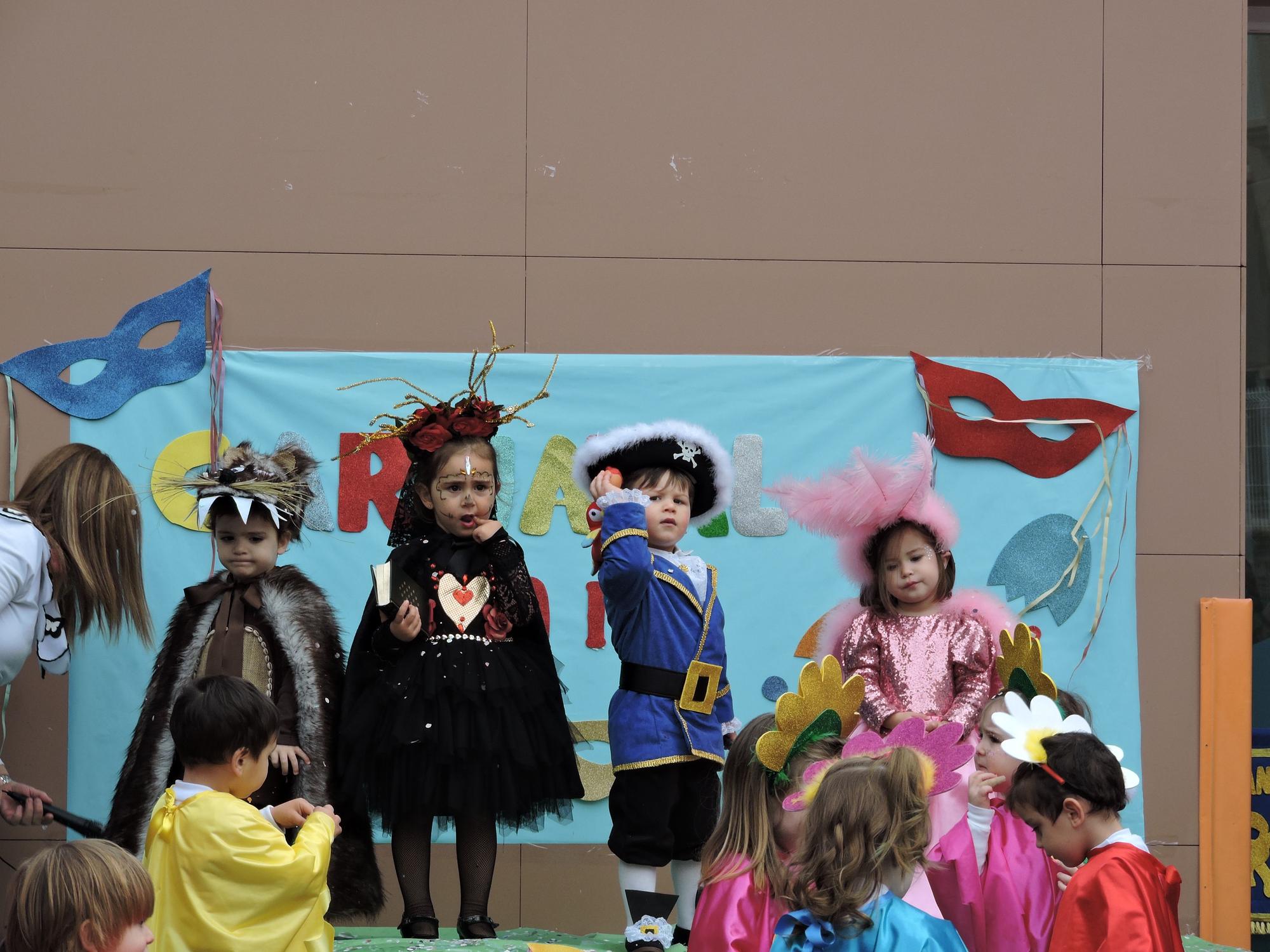 Los  colegios de Águilas celebran el carnaval