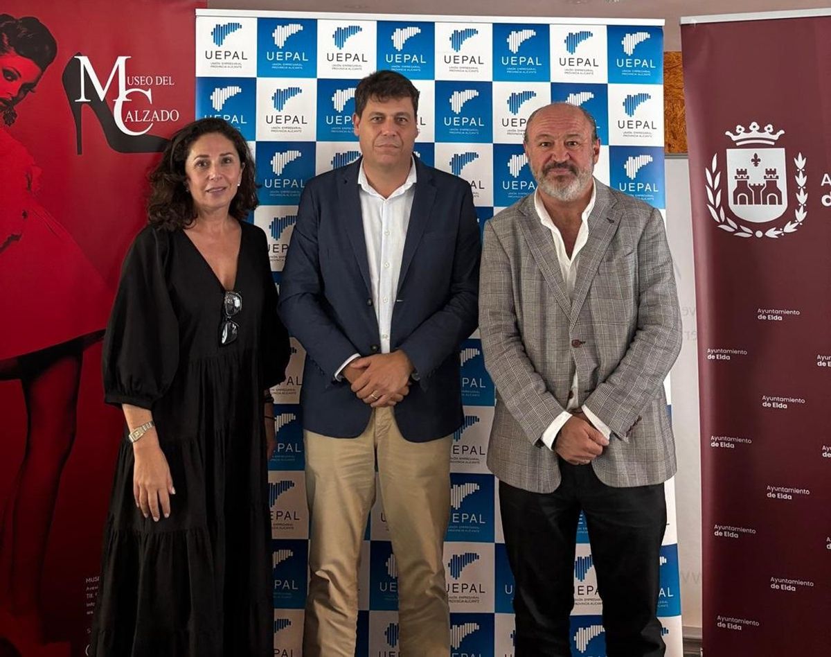 Montse Cárceles, César Quintanilla y Luis Castillo.