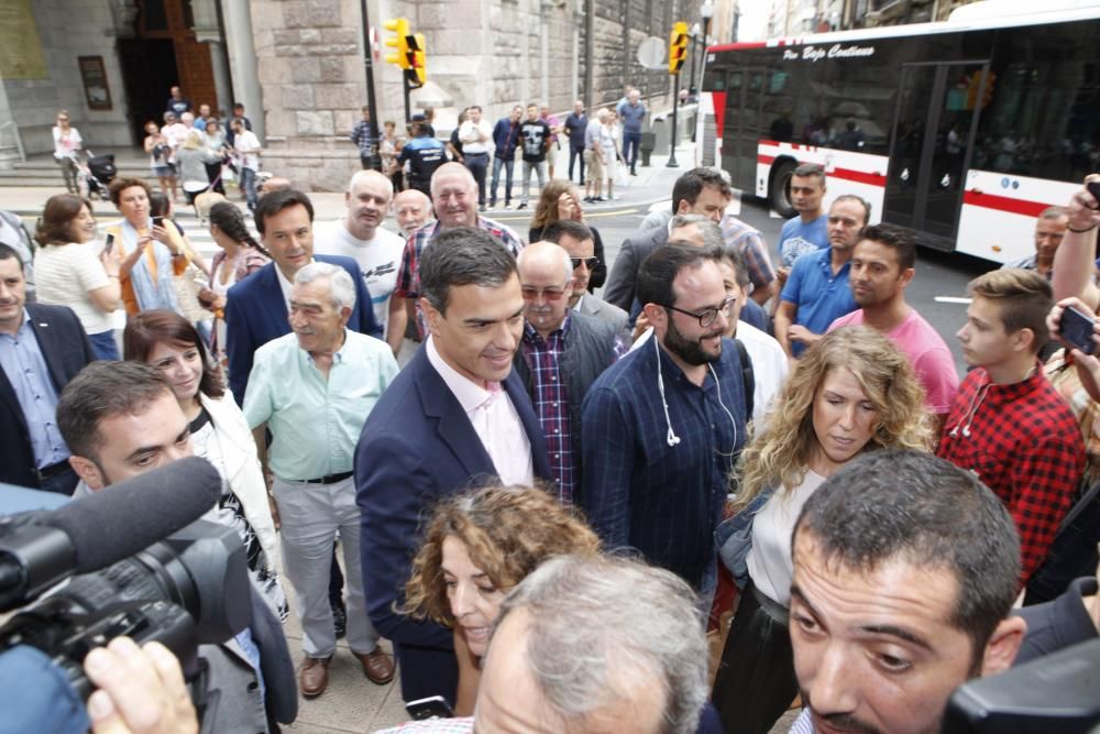 Pedro Sánchez en las charlas de verano de UGT