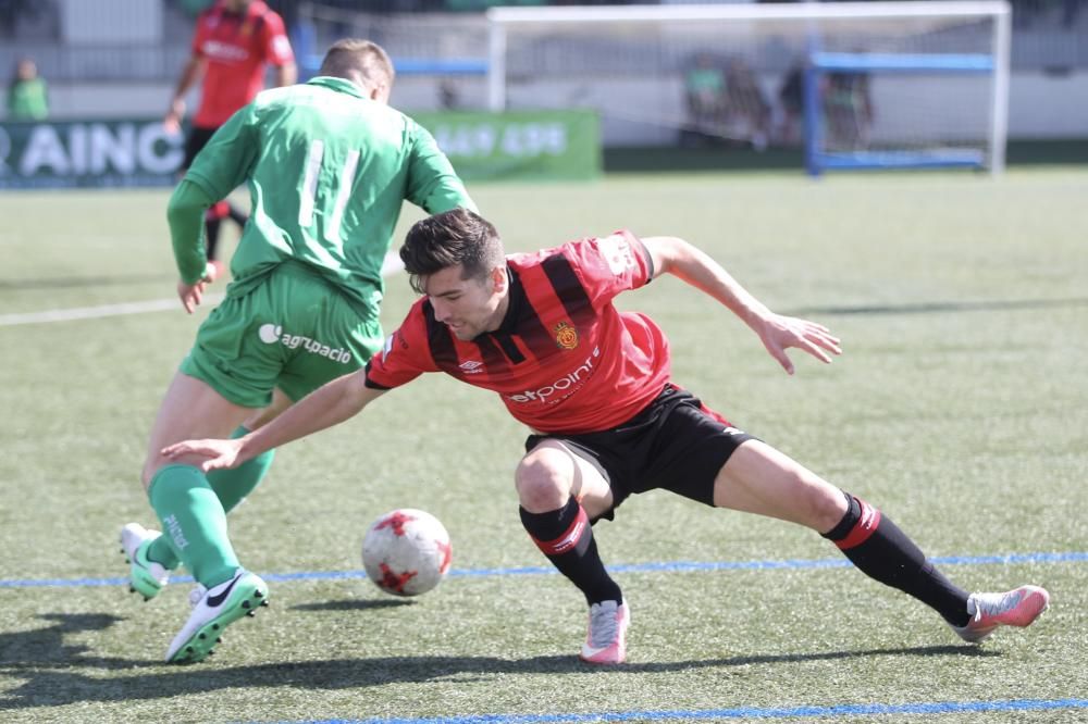 El Real Mallorca cae en casa del Cornellà