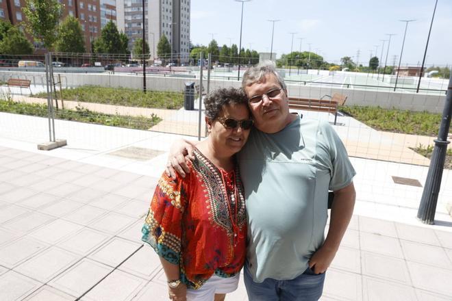 EN IMÁGENES: “Es una cuestión política, no para favorecer a los gijoneses”, claman los vecinos ante la disputa entre Ayuntamiento y Principado por el retraso en la apertura del parking del Polígono