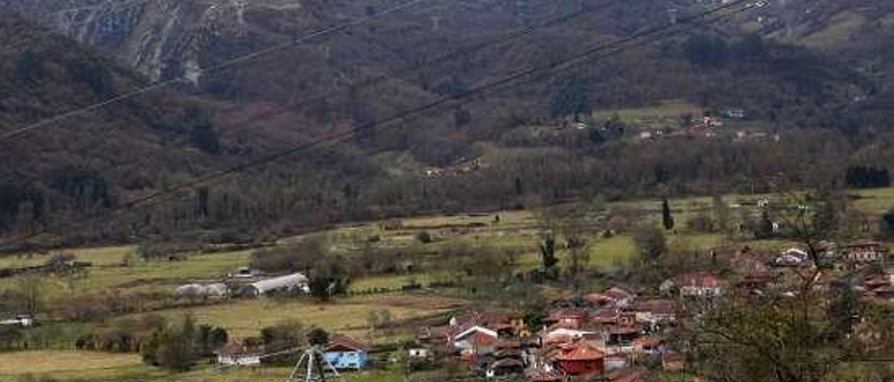 La vega de Bueño, que acogería el polígono agrícola.