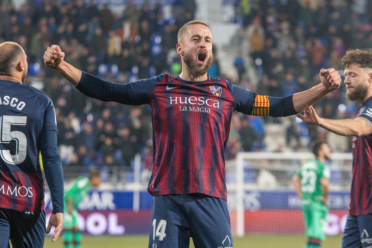 Jorge Pulido, capitán del Huesca, dejó en el aire su participación para el lunes ante el Córdoba.