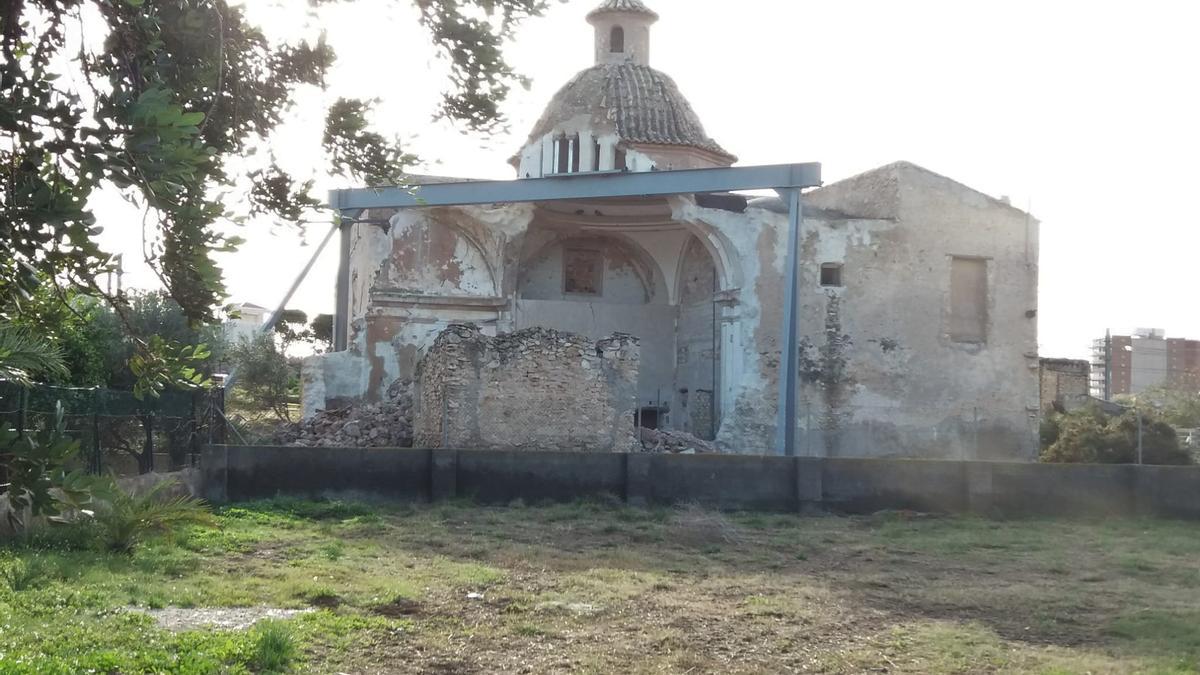 El Covent de El Campello tras su apuntalamiento