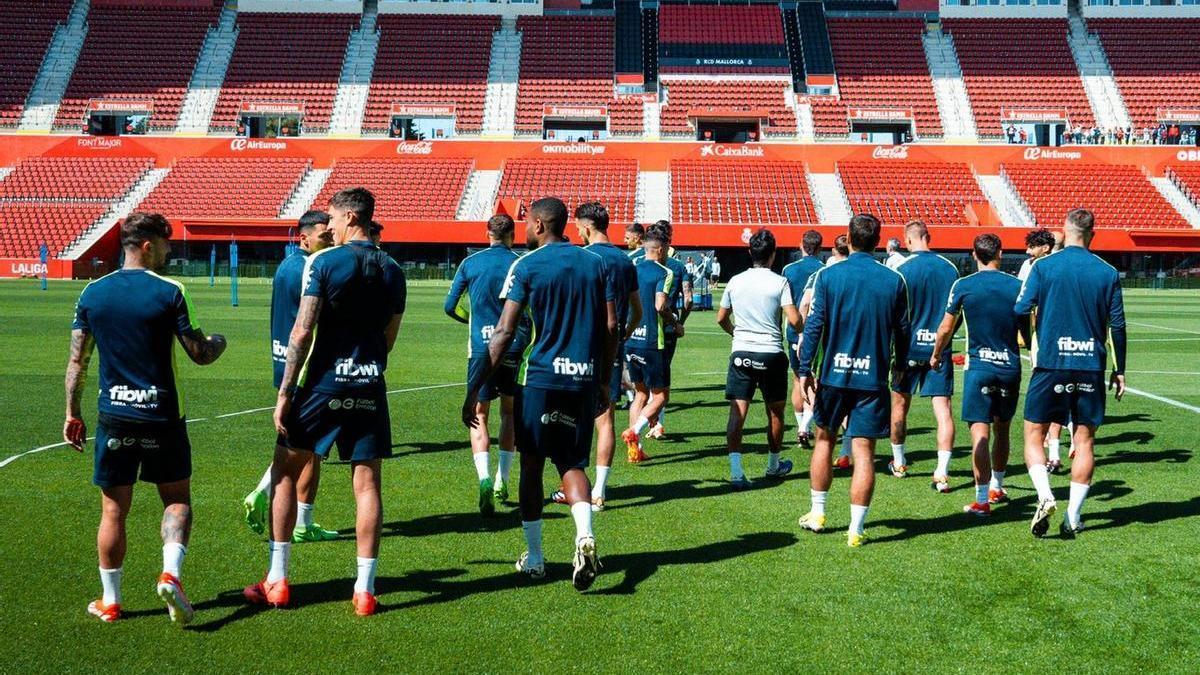 Los futbolistas del Mallorca entrenaron ayer en Son Moix.