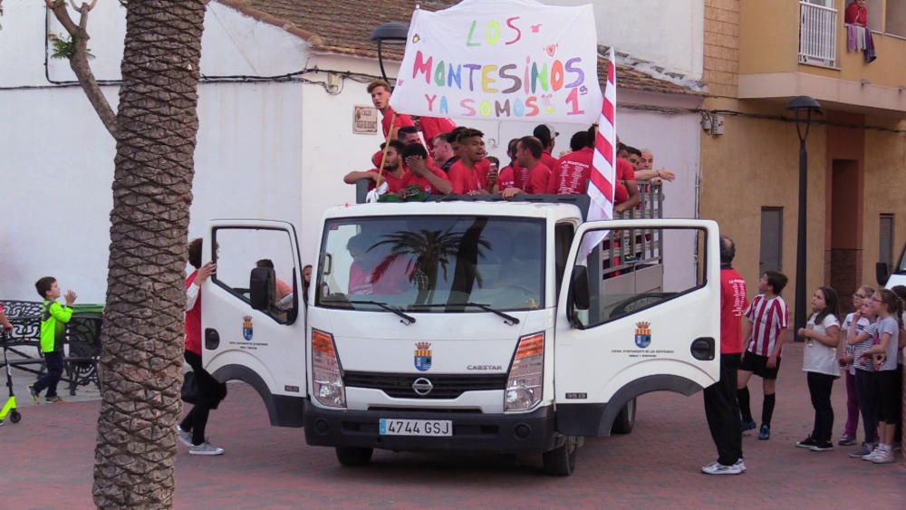 El Montesinos celebra el ascenso por todo lo alto