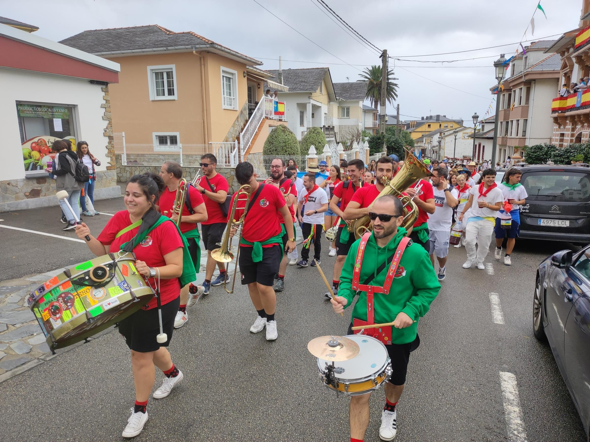 En imágenes: Así fue la salida de los romeros para celebrar la jira que cierra Las Telayas