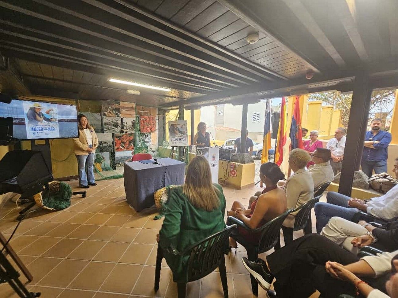 Homenaje a Carmen Rosa Santana, Aura García y María del Pilar Hernández en Telde