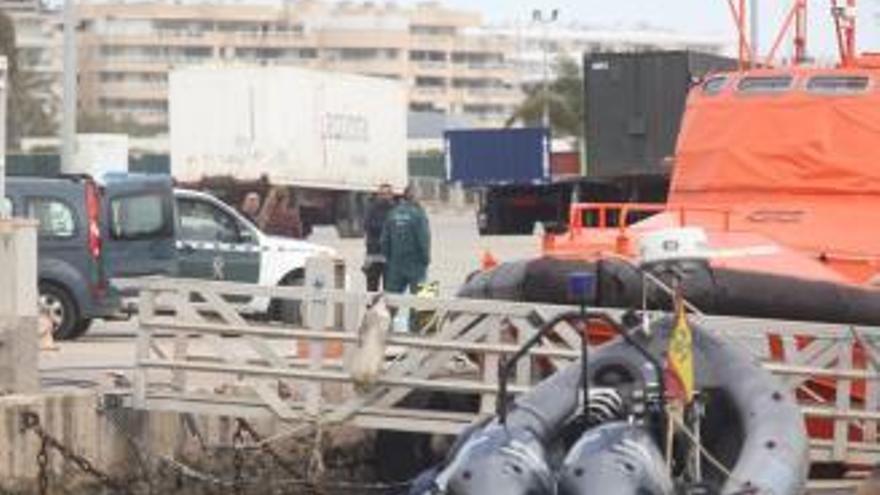 La Guardia Civil, hoy en el puerto tras el fallecimiento del buzo